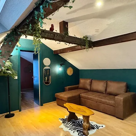 L'escale Tropicale, Centre *