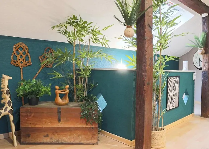 L'escale Tropicale, Centre