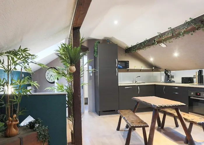 L'escale Tropicale, Centre *